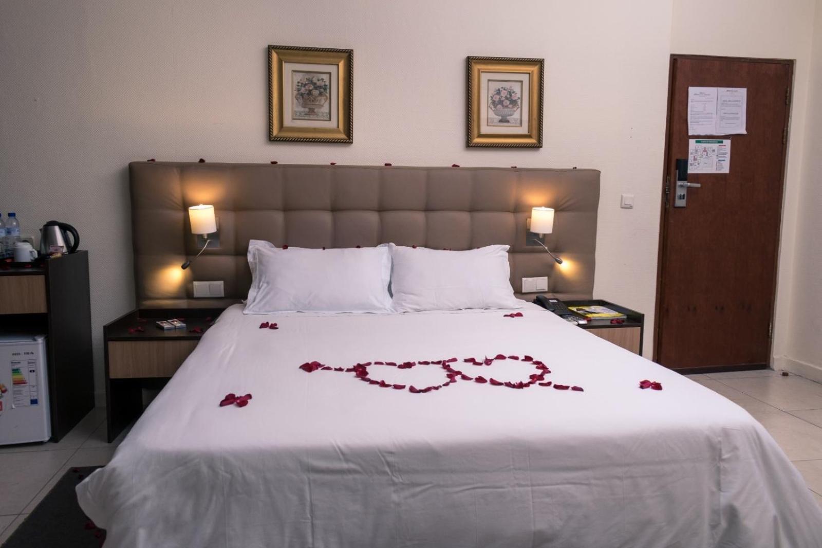 Hotel Monte Carlo Мапуто Екстериор снимка