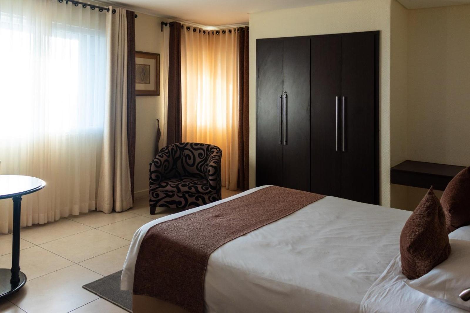Hotel Monte Carlo Мапуто Екстериор снимка